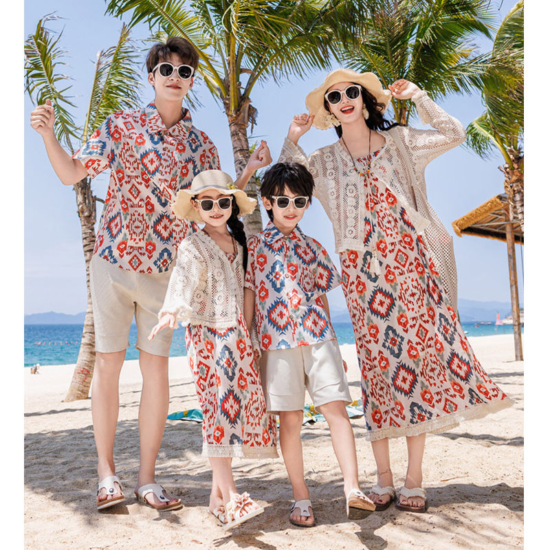 Conjunto de Roupas para Férias - Summer Clothing Looks avaliação e preço